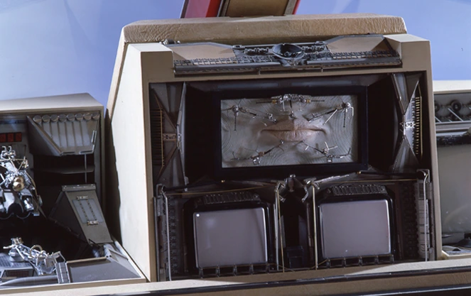 Johnny Hallyday's truck interior moving cabin