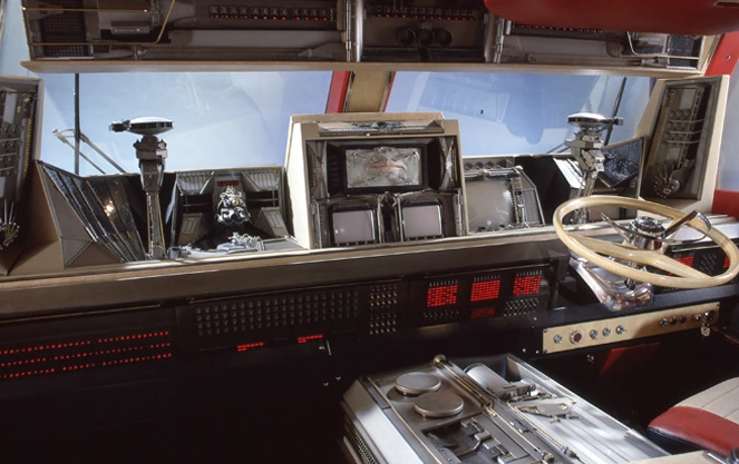 Johnny Hallyday's truck interior moving cabin