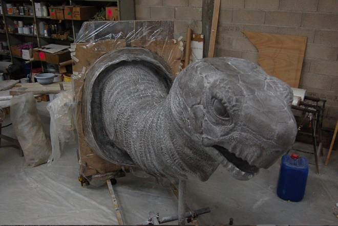 animatronic creature Gastineau Futuroscope