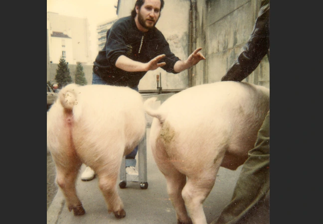 animatronic pig Jacques Gastineau