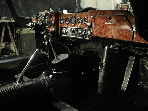 Jaguar Etype restoring Gastineau