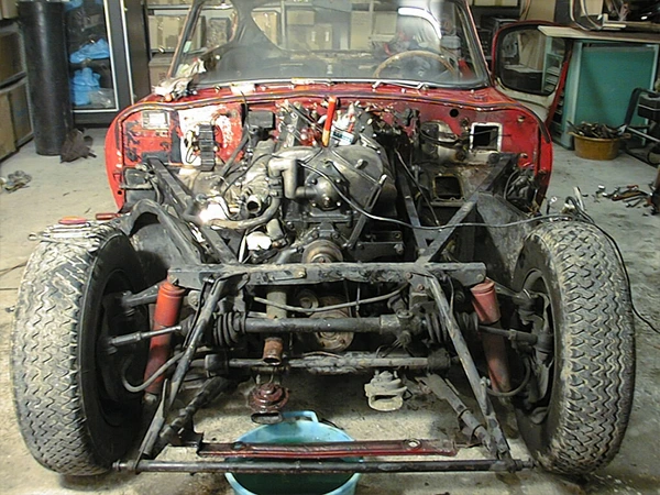 Jaguar Etype restoring Gastineau