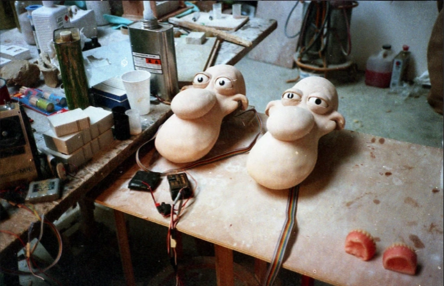 puppet animatronic gastineau