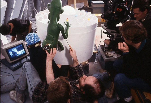 puppet animatronic gastineau