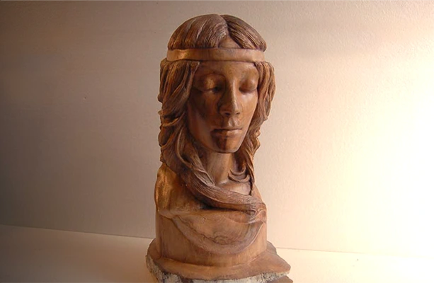 Jacques Gastineau creation - sculpture-test of the head of the future ship's bow