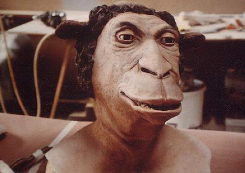 animatronic Roland Topor Gastineau